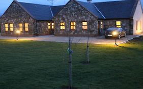 Riverbend Lodge B & B