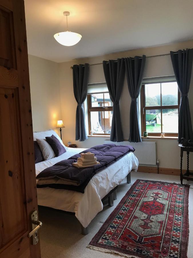Riverbend Lodge B & B Oughterard Extérieur photo